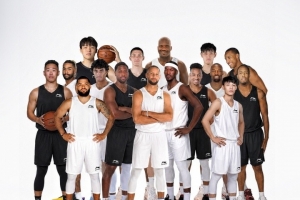 要签姆总？李宁目前旗下的NBA球员：库里领衔 杨瀚森&韦德在列
